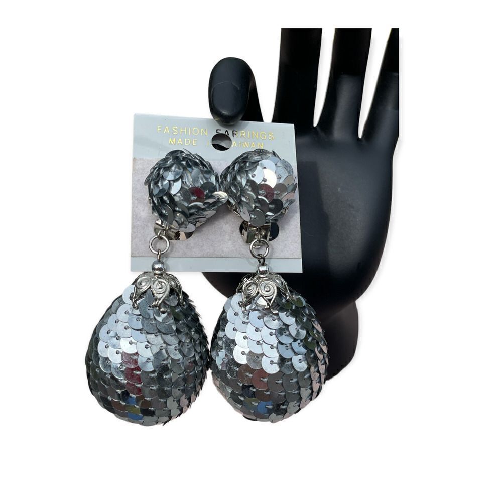 Fashion Jewelry Sliver Sequin Dangle Costume Clip On